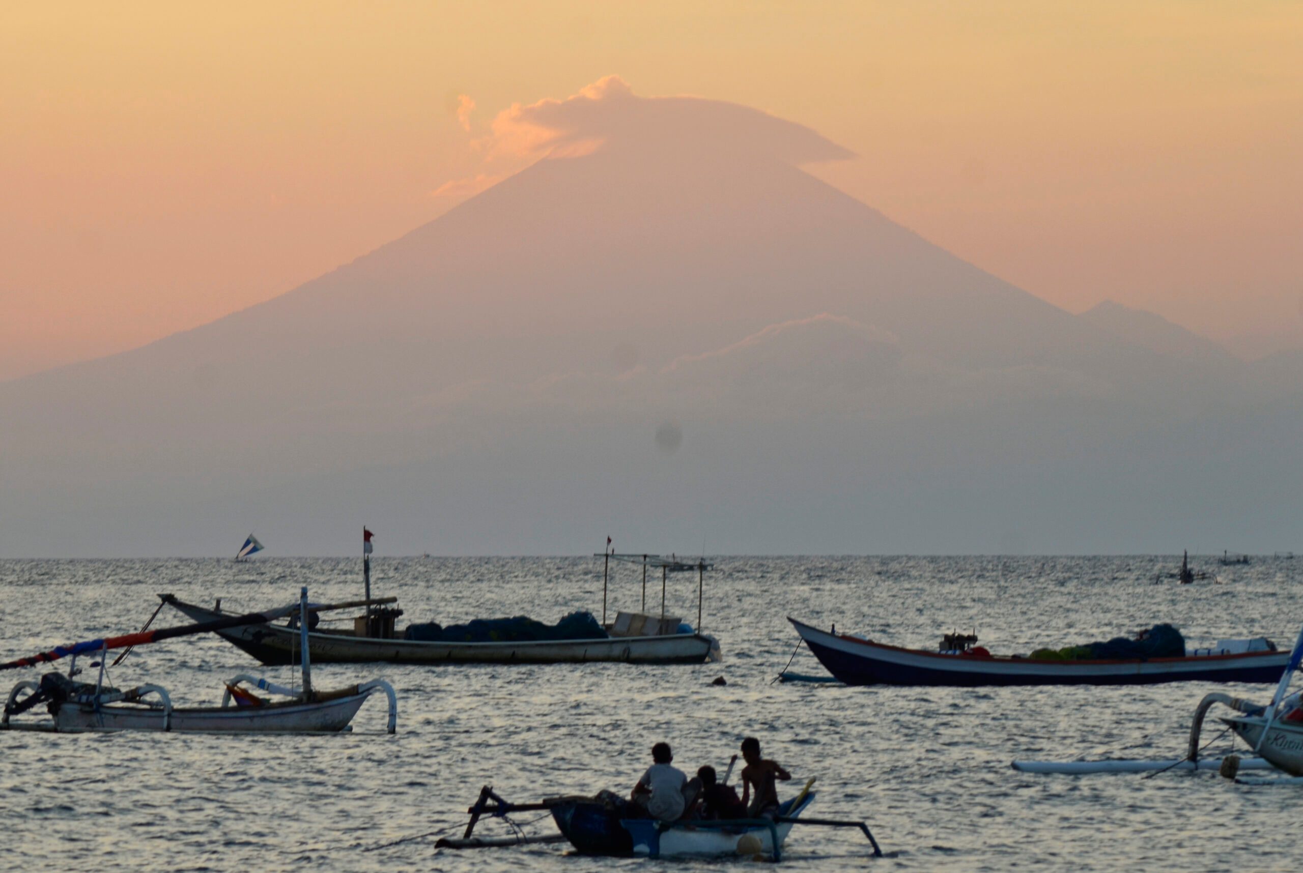 Walau dihantui letusan Gunung Agung, Bali tetap aman dikunjungi