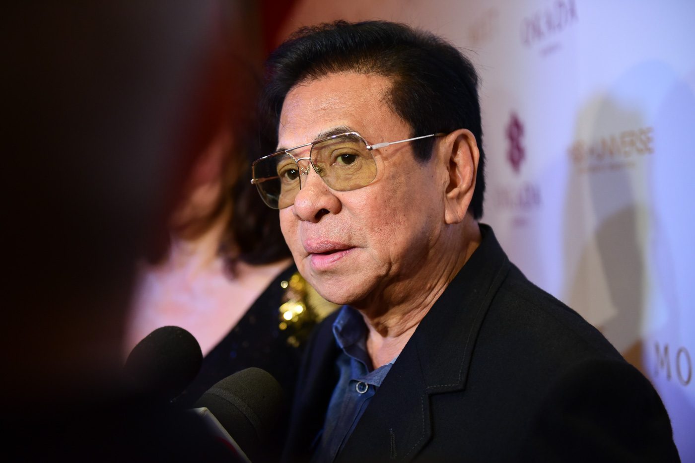 Chavit Singson has yet to ‘accept’ Miss Universe PH franchise – report