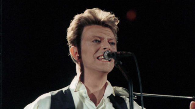 David Bowie’s swan song ‘Blackstar’ was ‘parting gift’ to fans
