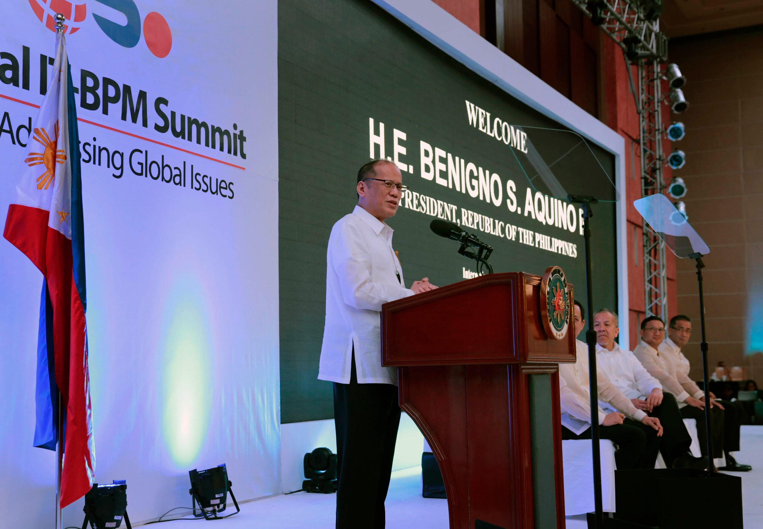 Aquino hails Roxas’ role in growing PH IT-BPM industry