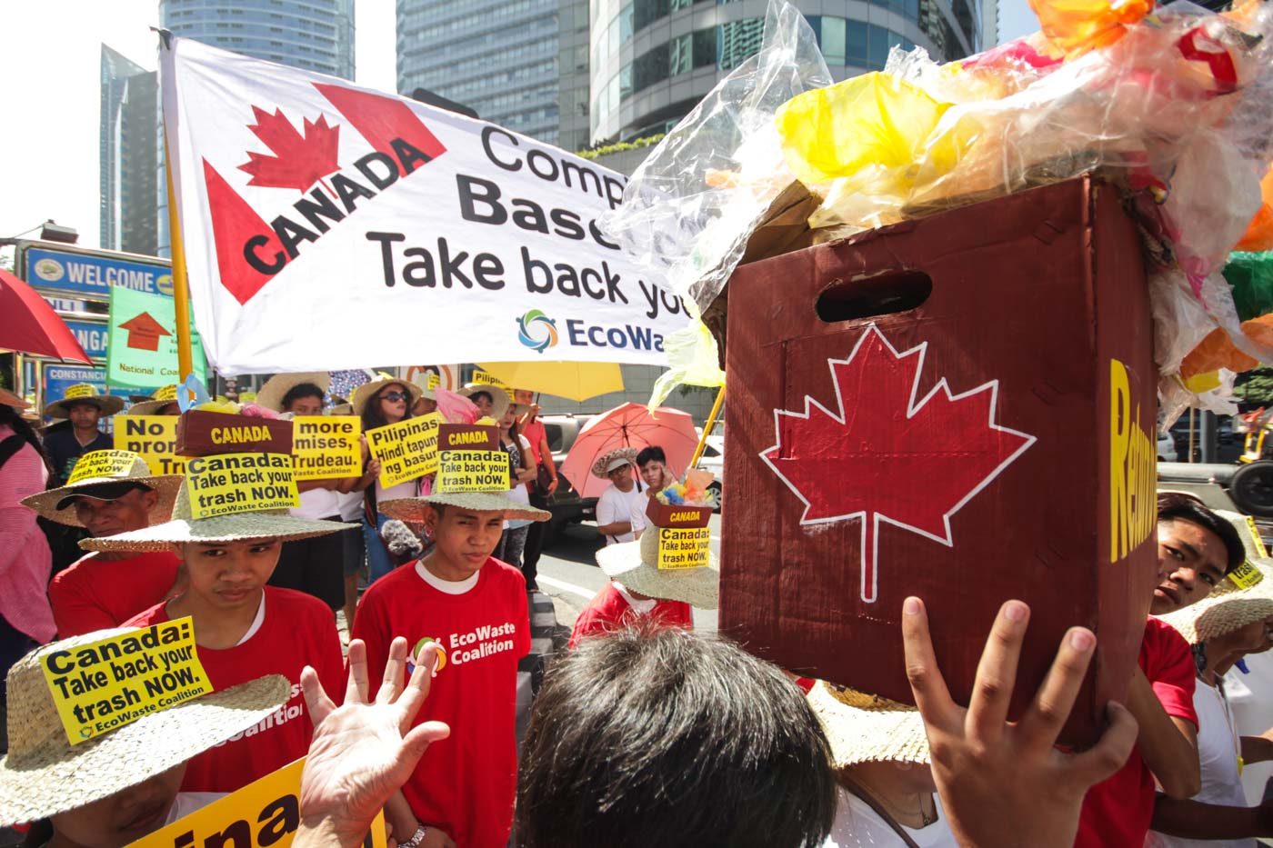 Canada taps firm to ship out its garbage from Philippines by end of June