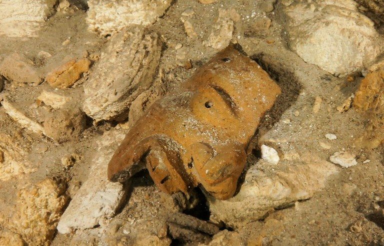 Archaeologists find fossils, Mayan relics in giant underwater cave in Mexico