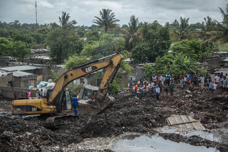 17 killed in Mozambique dump collapse