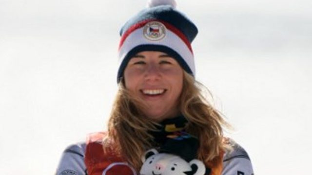 Snowboard queen Ledecka fastest in Olympic history bid