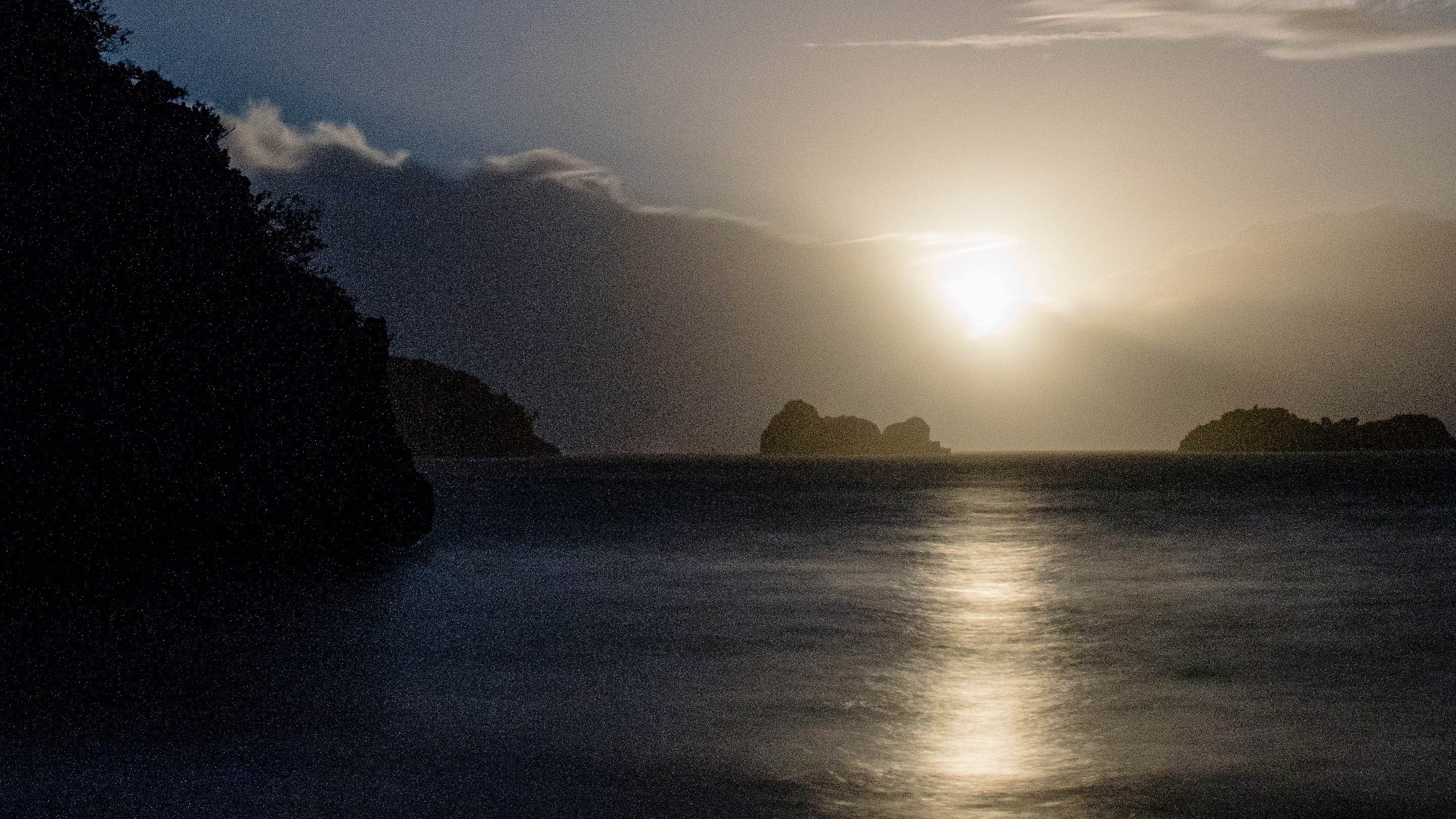 Seeing the moon illuminate the vast ocean was magical. Photo by Ramir G. Cambiado   