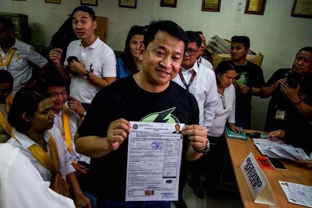 VLOG: Acting Mayor Kid Peña files CoC for Makati mayor