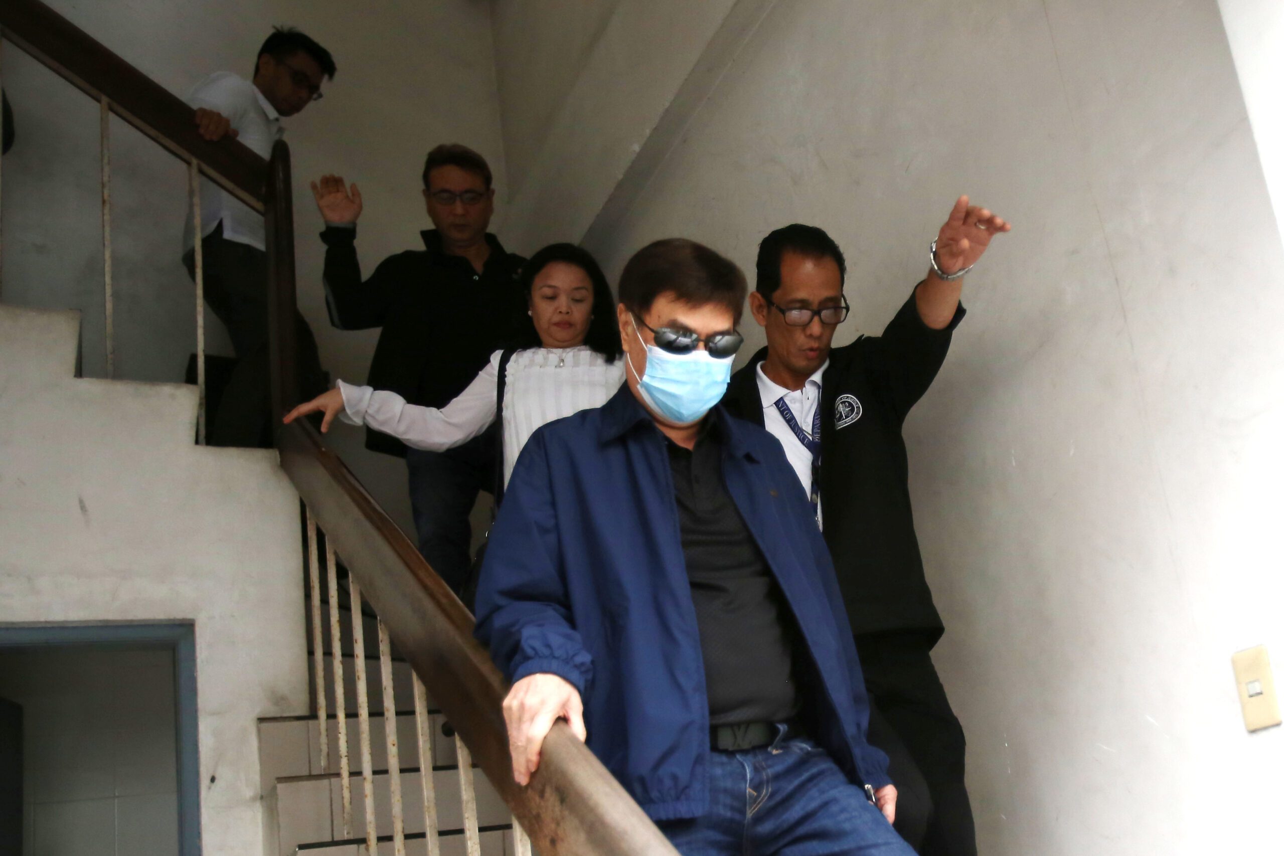 Peter Lim shows up at DOJ on prosecutor’s orders