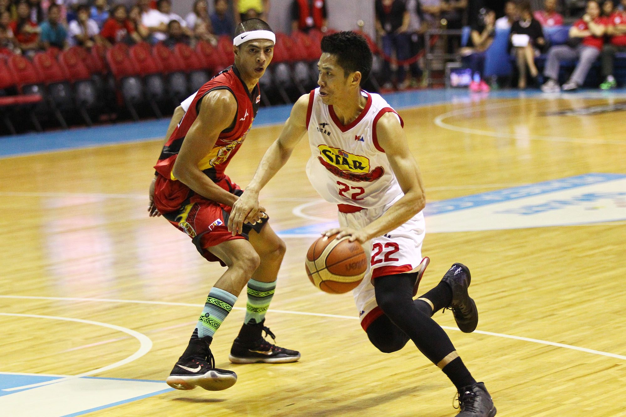 Star goes on late surge to survive San Miguel, extend quarterfinals