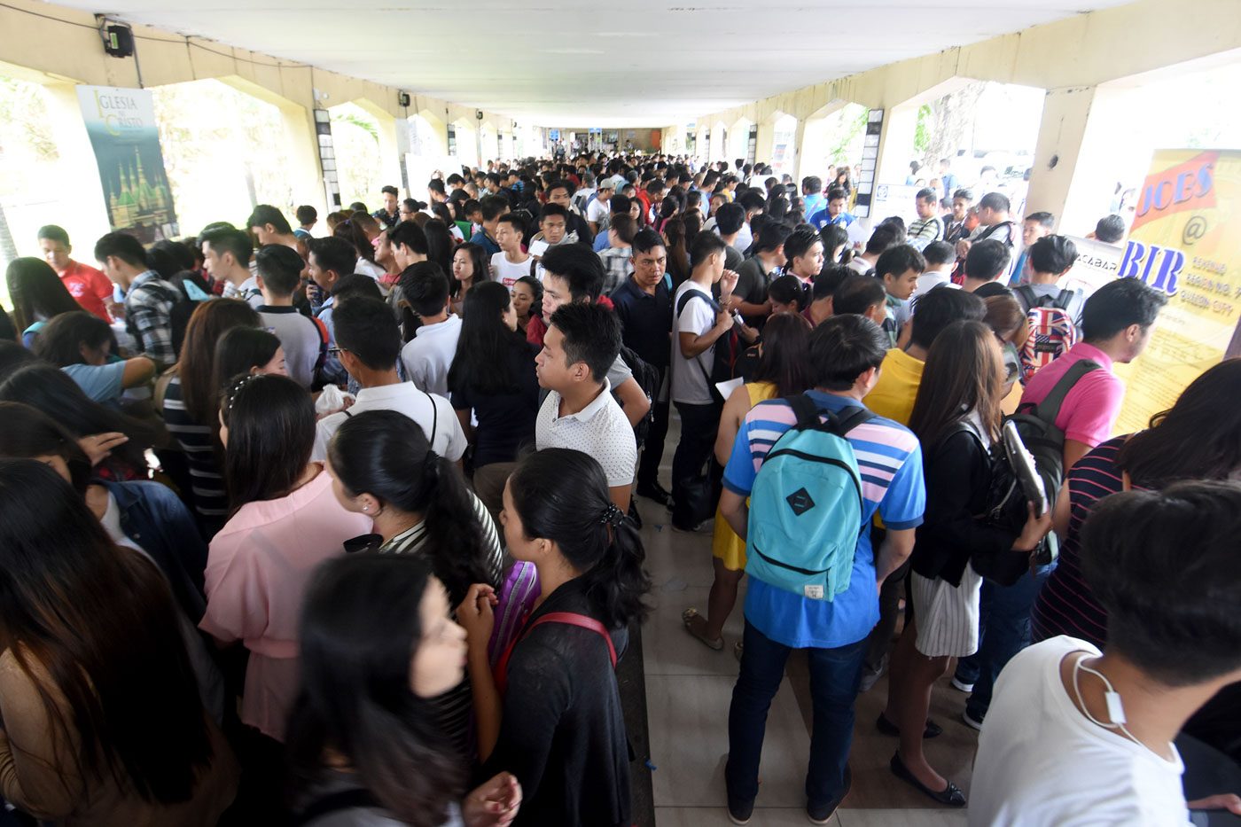 More Filipinos jobless in Q3 – SWS survey