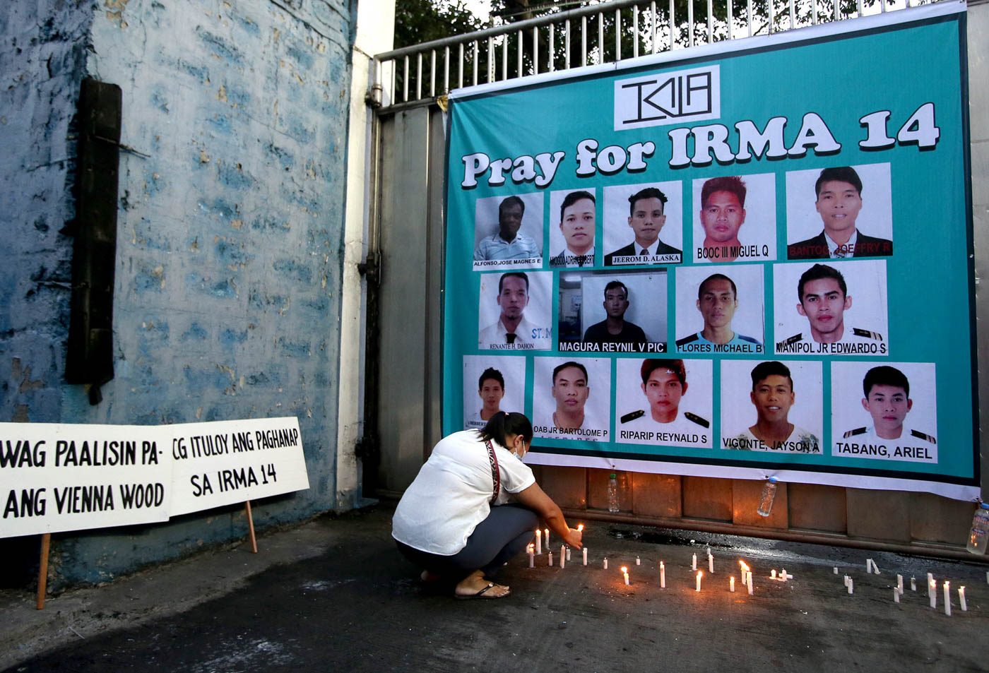 VIGIL. Families and fellow workers hold a prayer vigil at Irma Fishing and Trading in Malabon on July 1, 2020, for 14 fishermen and crew who went missing after their fishing boat Liberty 5 collided with the Hong Kong-flagged cargo ship Vienna Wood in Occidental Mindoro. Photo by Inoue Jaena/Rappler 