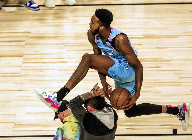 WATCH: Derrick Jones tops All-Star dunk delights