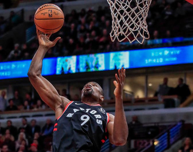 Ibaka sparks Raptors over Pacers for 12th straight win