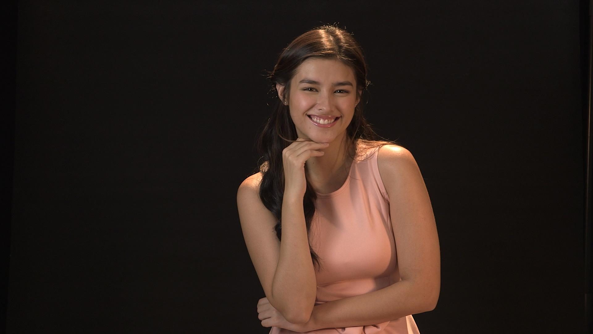 Pia (Liza Soberano) during a test shot. Photo courtesy of ABS-CBN 