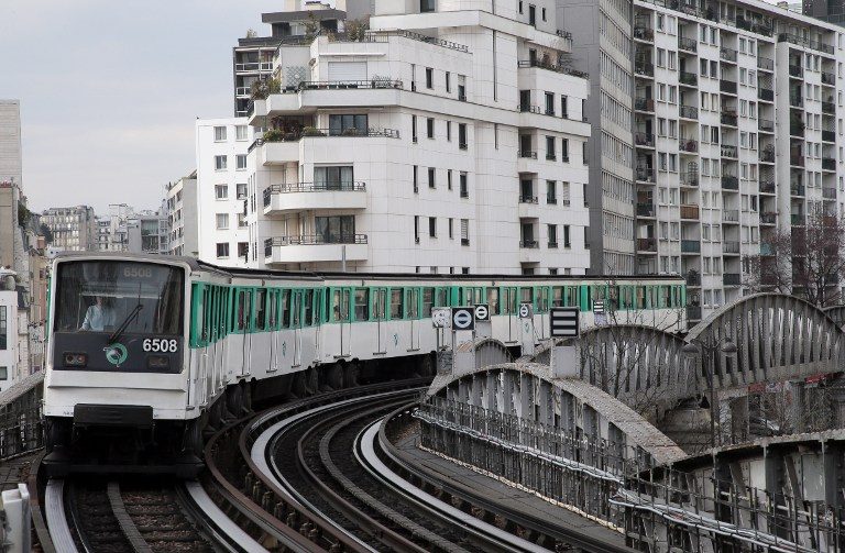 Rapid transit key in fight against climate change – study