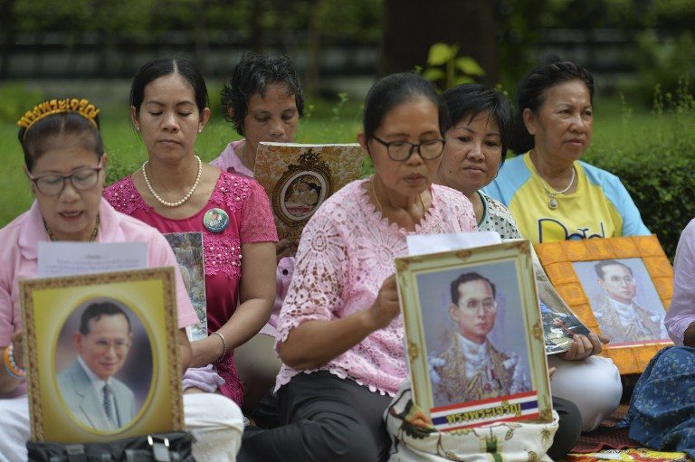 Thai junta chief to meet prince as king health fears grow