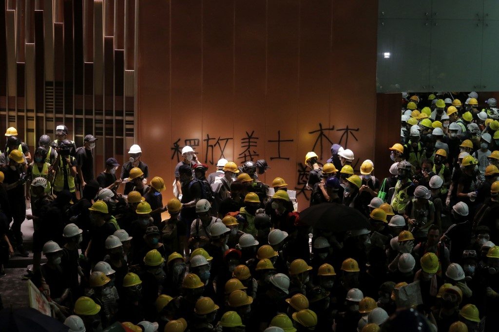 Protesters ransack Hong Kong parliament on China handover anniversary