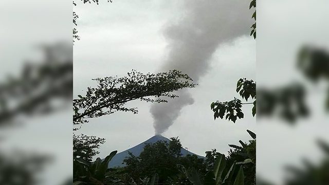 Papua New Guinea volcano erupts, sending residents fleeing