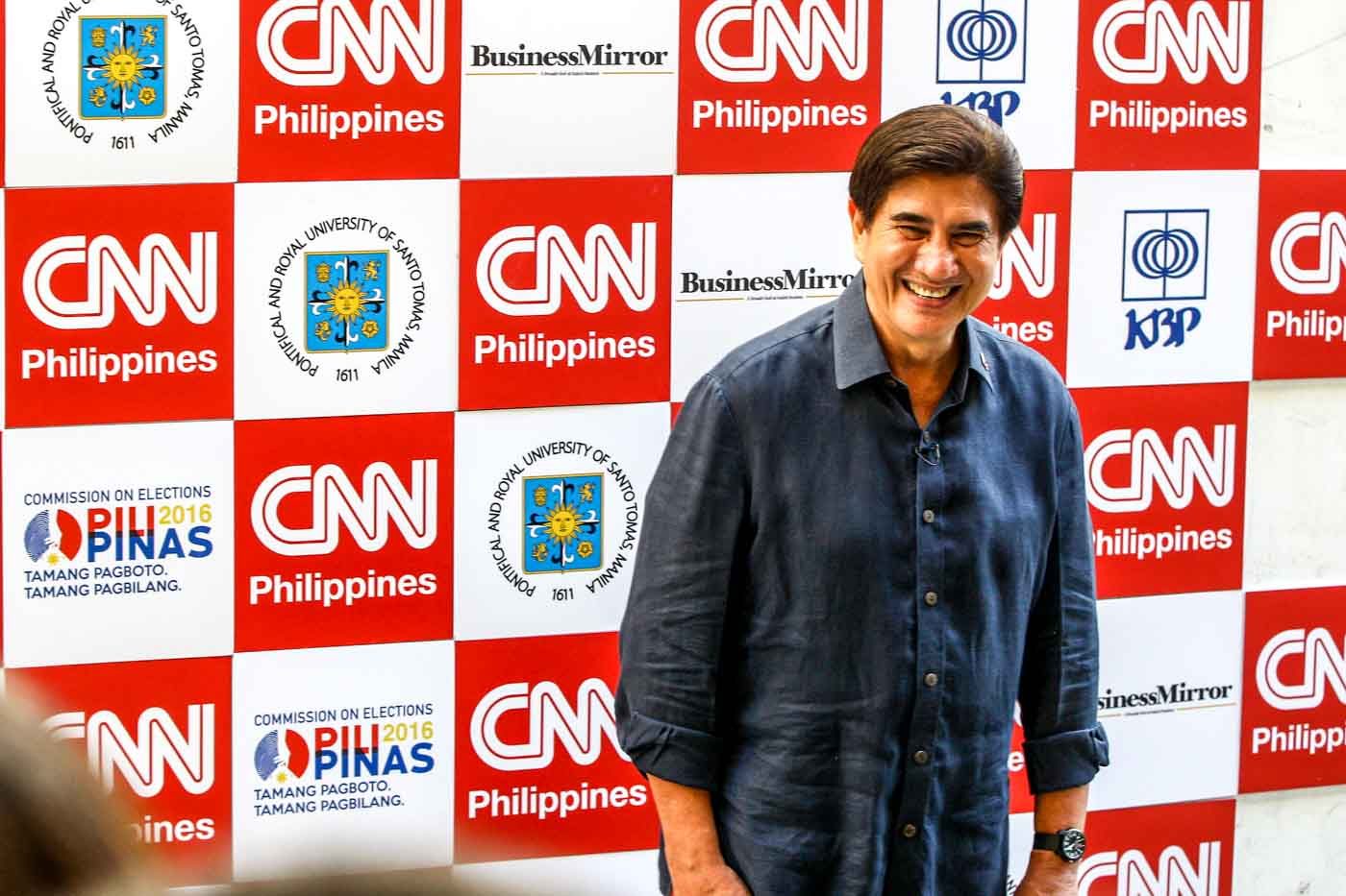 LAUGHING SOLDIER. Senator Gringo Honasan laughs as photographers ask him to pose for a photo. Photo by Ben Nabong/Rappler   