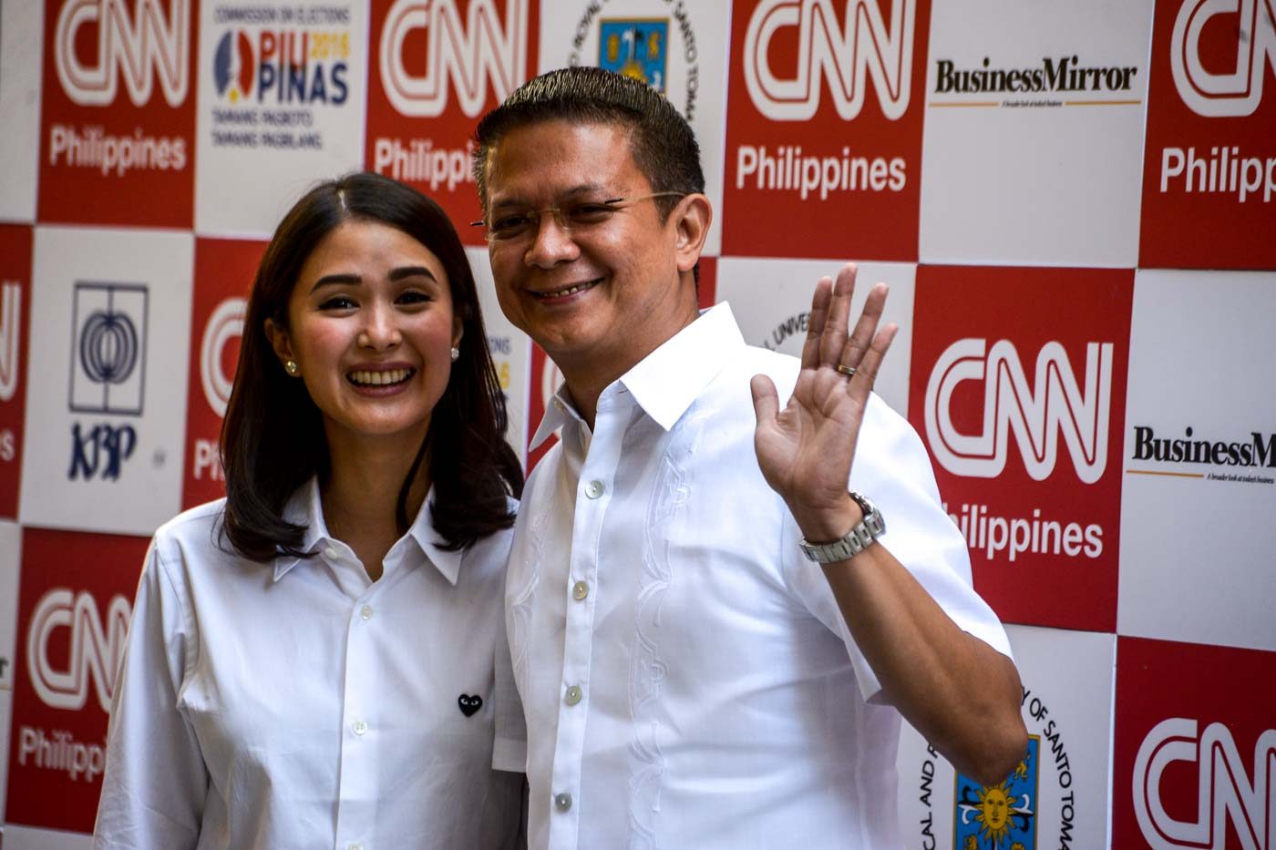 FULL SUPPORT. Senator Francis Escudero arrives with wife Heart Evangelista, who says she is proud of her husband. Photo by Jansen Romero/Rappler  
