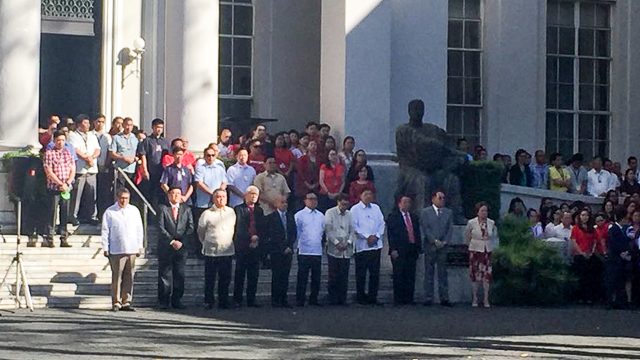 SC justices, execs wear red during flag rites