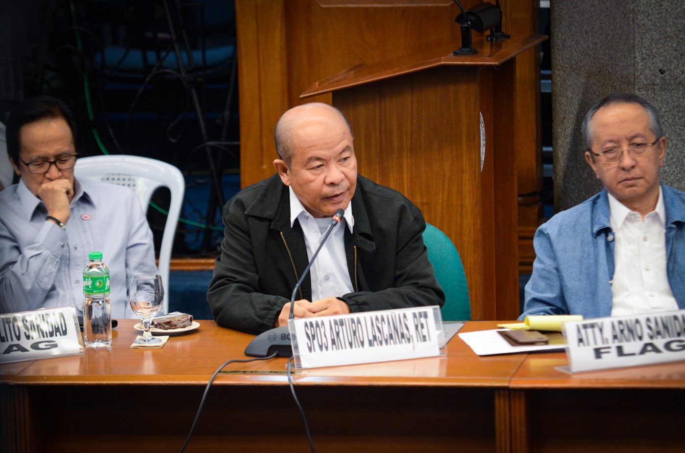 DDS WHISTLEBLOWER. Retired police SPO3 Arthur Lascanas with FLAG lawyers Pablito and Arno Sanidad during a hearing of the Senate committee on public order and dangerous drugs on March 6, 2017 on the existence of the Davao Death Squad. Photo by LeAnne Jazul/Rappler 