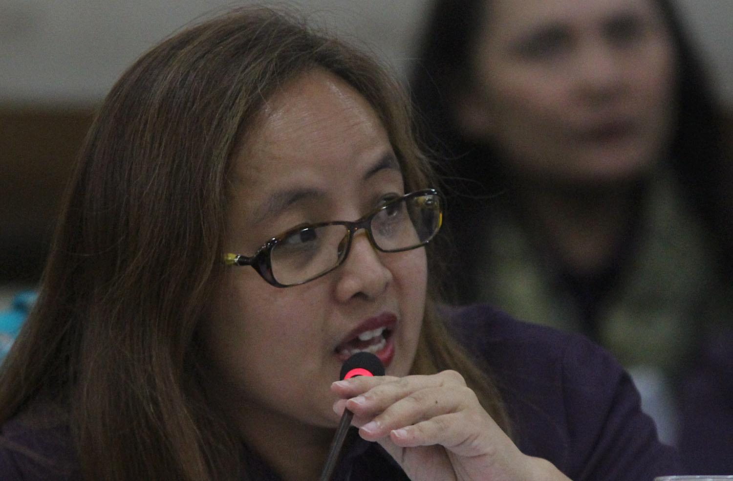 BENEFITS COMMITTEE. Special Committee head Atty Anna-LI Papa-Gombio testifies before the House Committee on Justice on the impeachment complaint against Chief Justice Maria Lourdes Sereno. Photo by Darren Langit/Rappler  