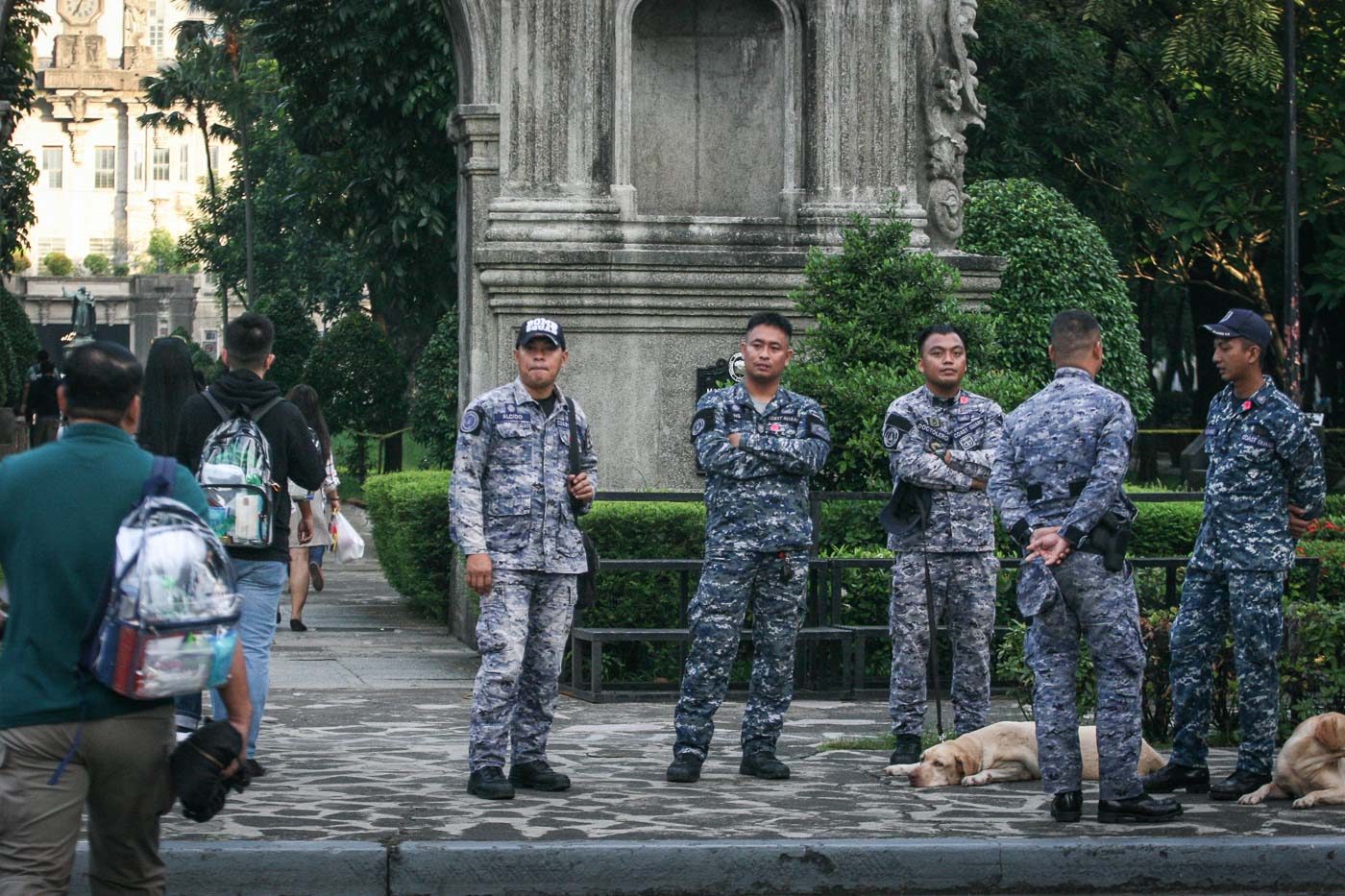 SECURITY. More than 400 police personnel are deployed around the UST campus as early as 3 am on November 4, 2018.  