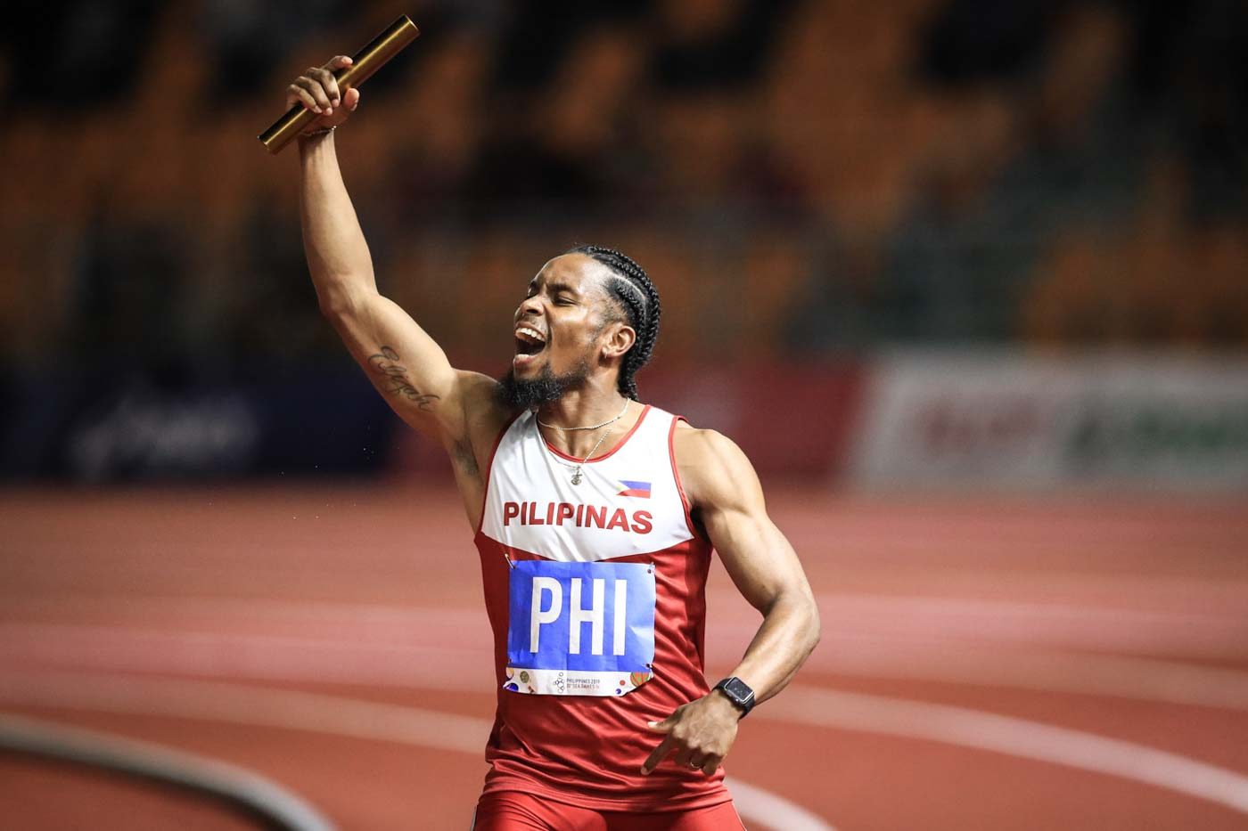 After disqualification, Eric Cray leads PH to relay gold