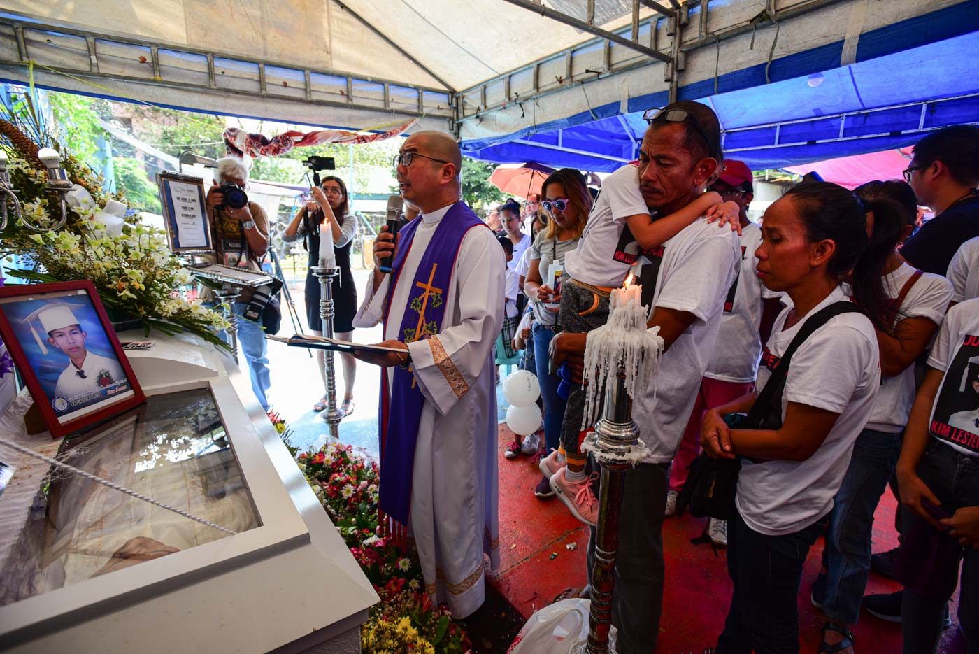 As Marikina ‘EJK’ victim is buried, his community braces for war