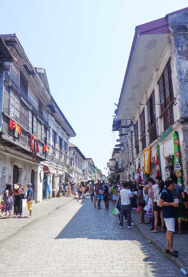 TAKE A STROLL. The cobblestone streets and old houses along Calle Crisologo charm visitors 