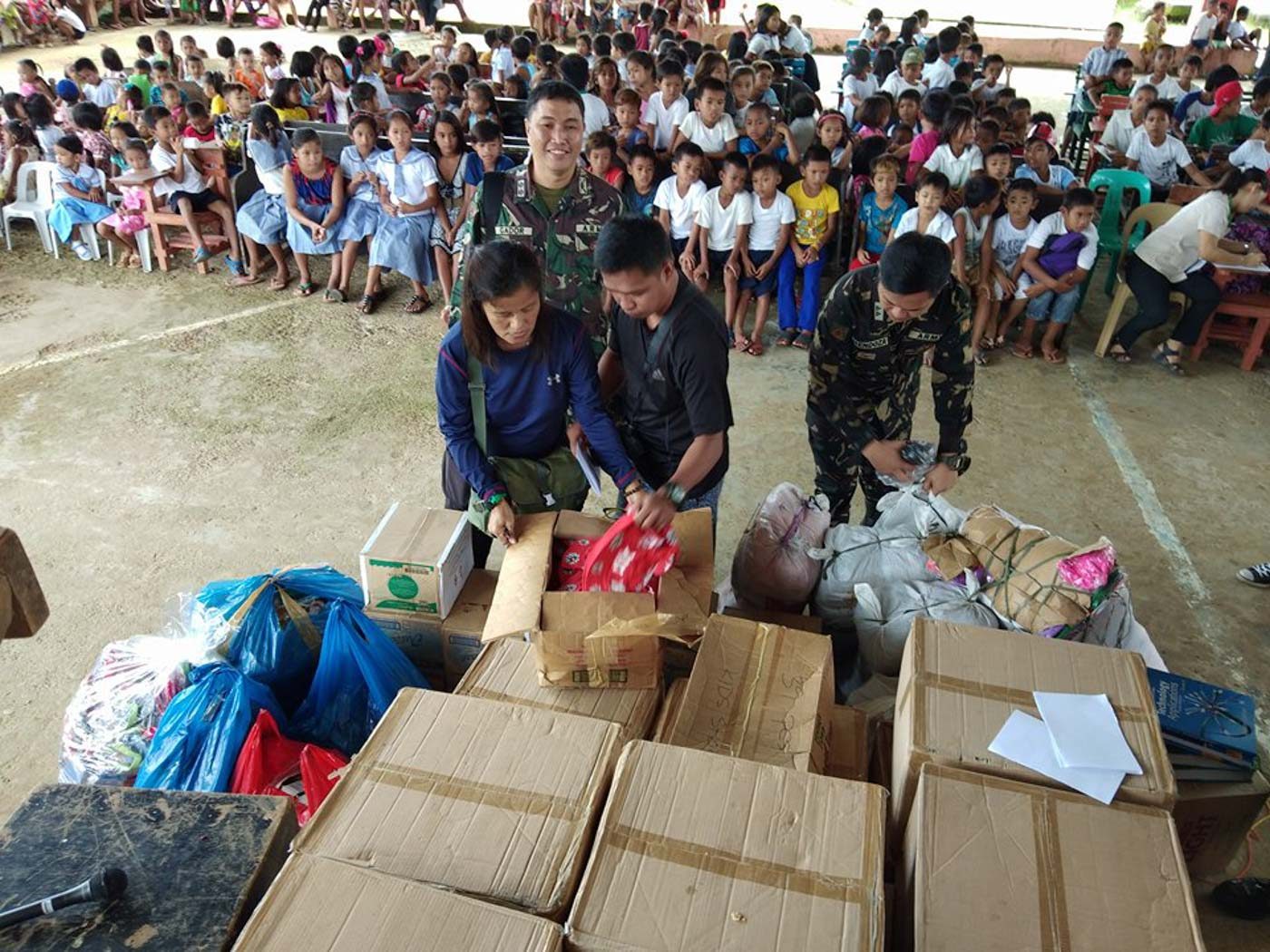 IN PHOTOS: Media groups give aid to Eastern Samar residents