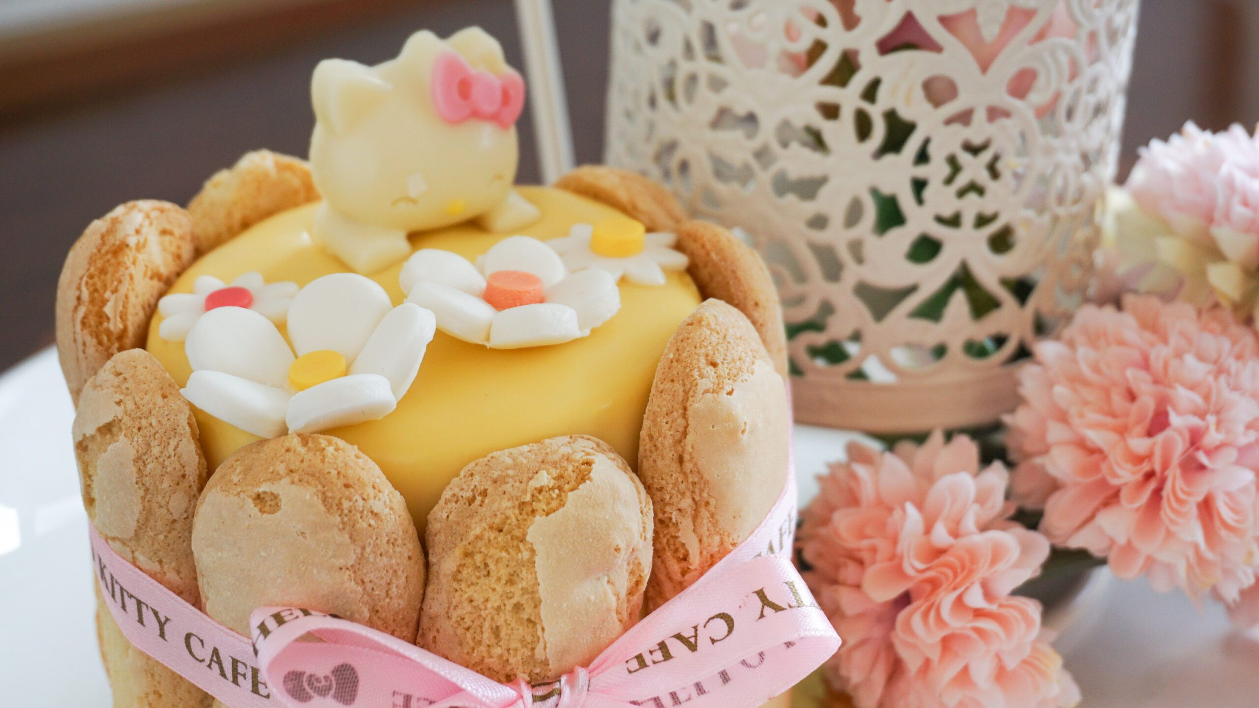WATCH: Manila’s first Hello Kitty Cafe is both pretty and yummy