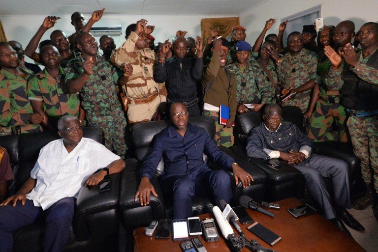 Ivory Coast soldiers end mutiny after deal