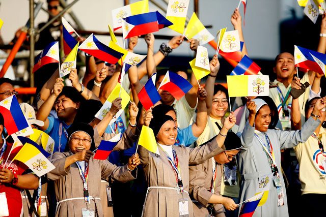 Up to 1 million Pinoys welcome Pope Francis – MMDA