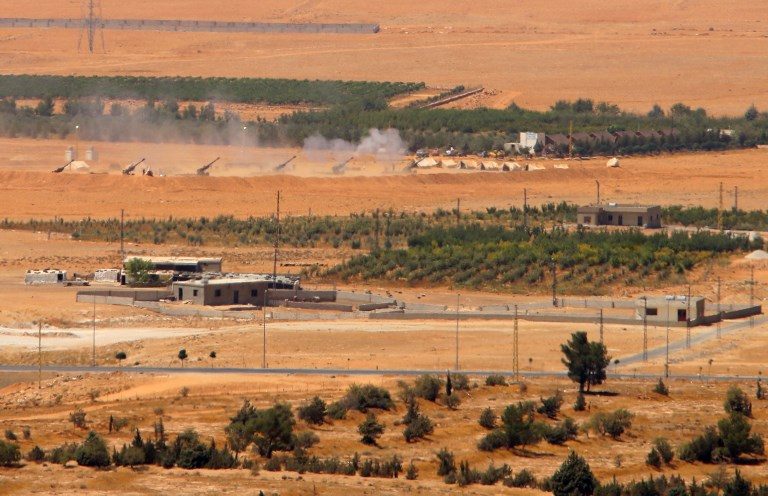 Lebanon army advances against ISIS in border battle