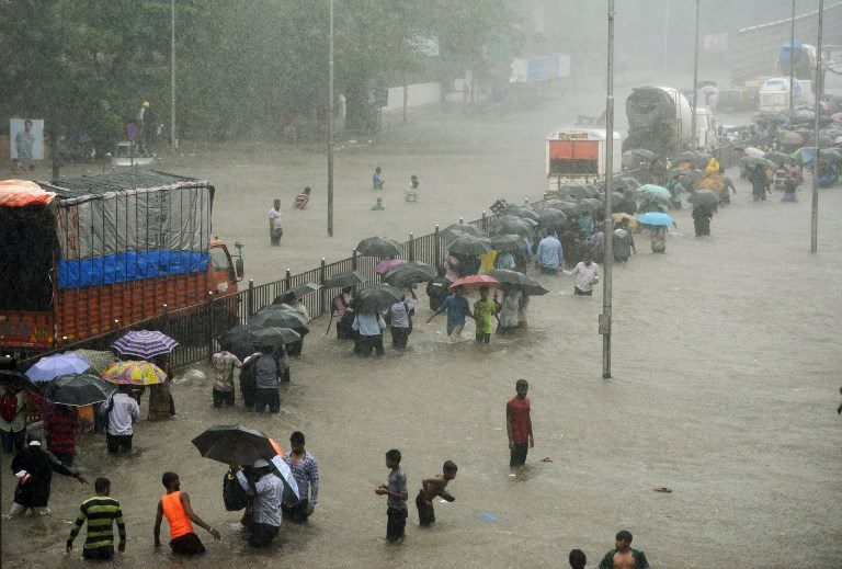 Heavy rains kill 5 in India’s financial hub