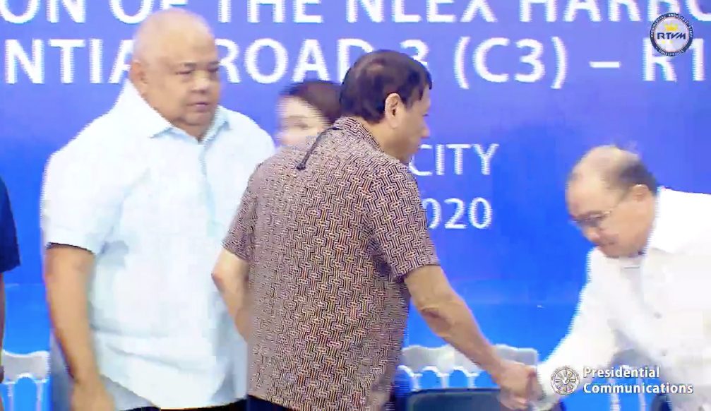 Duterte and MVP shake hands, set meeting