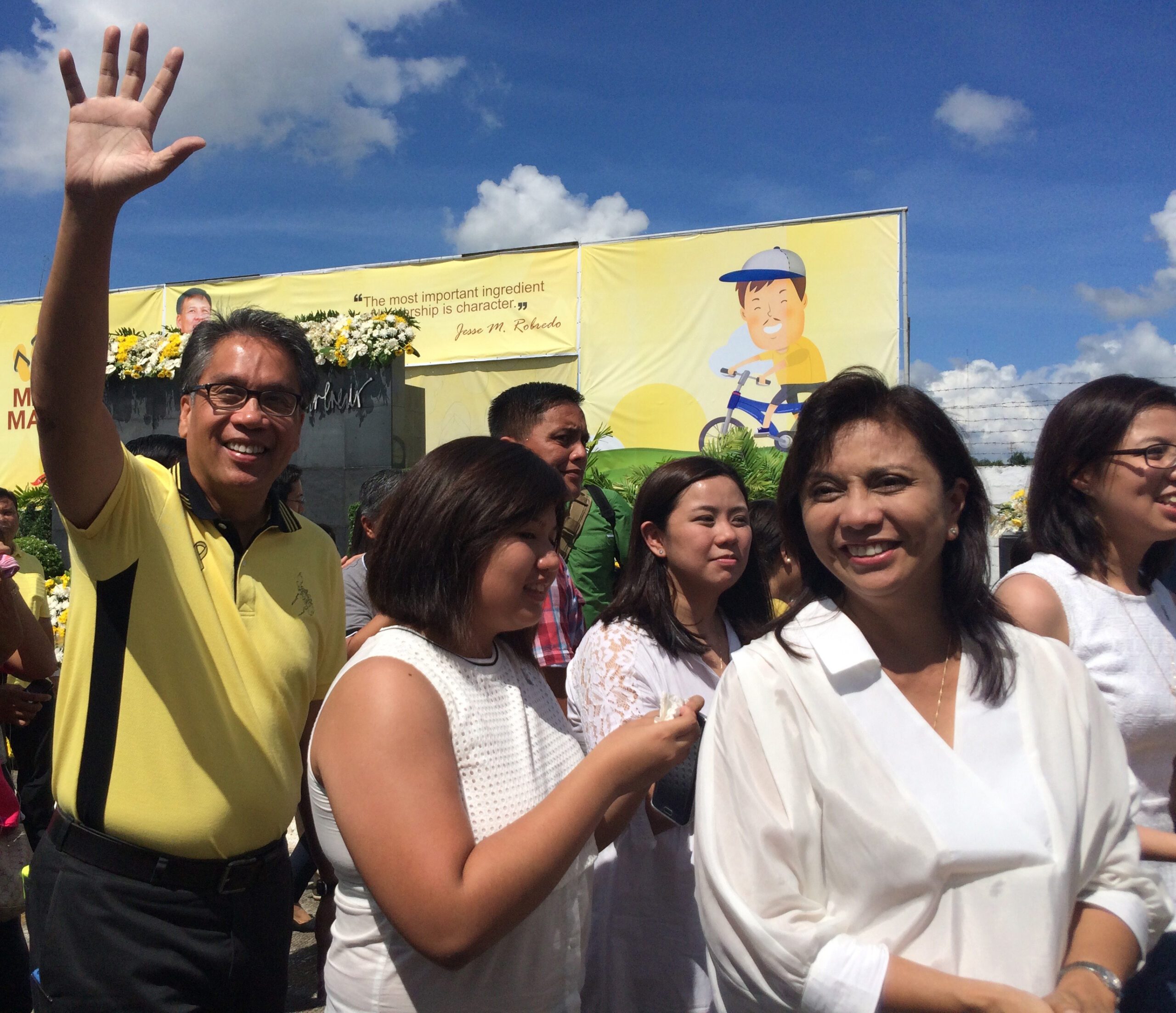 Roxas: ‘Possible’ for Leni Robredo to be running mate