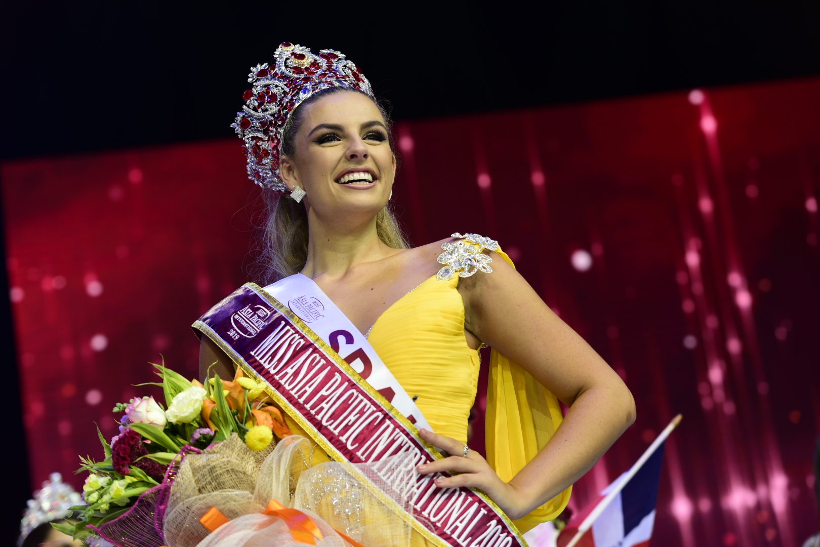 Spain’s Chaiyenne Huisman is Miss Asia Pacific International 2019