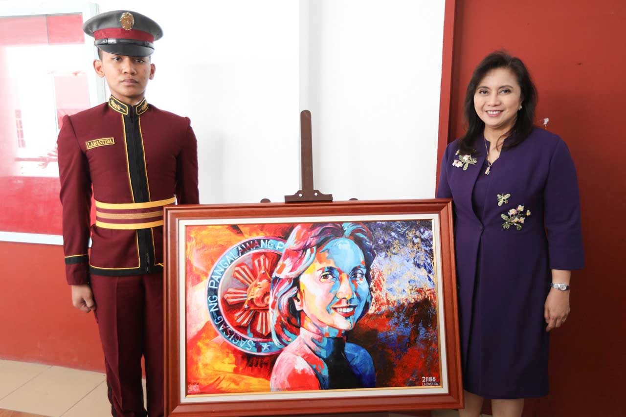 LOOK: PNP Academy cadet paints portrait of Robredo