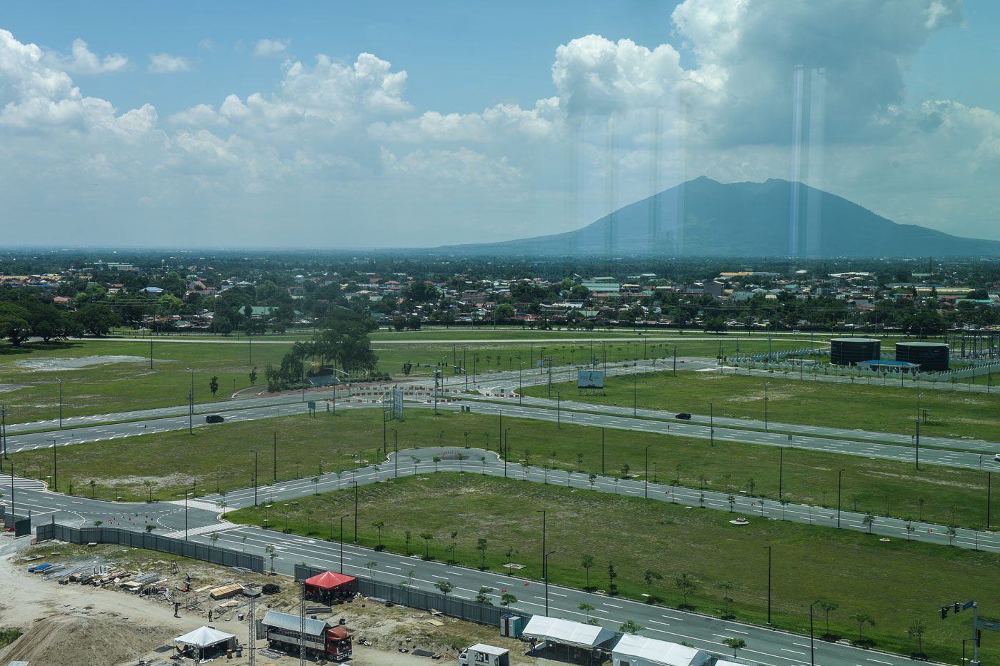 SCENIC VIEW. Mount Arayat, as seen from one of the buildings in Clark Global City. Photo by LeAnne Jazul/Rappler 
