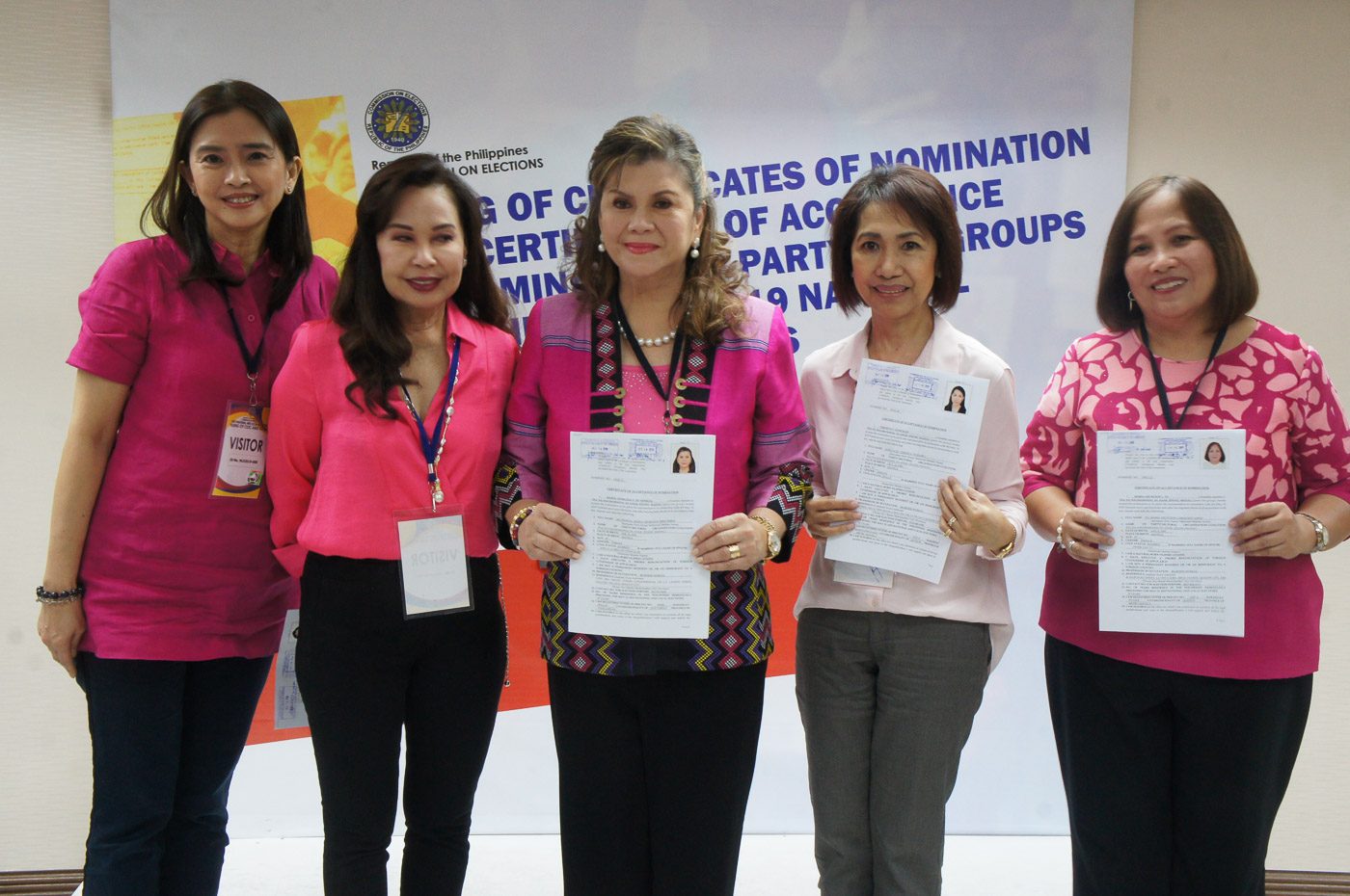 FOR MOTHERS. Inang Bayan Party list nominees led by Gina de Venecia. Photo by Ben Nabong/Rappler 