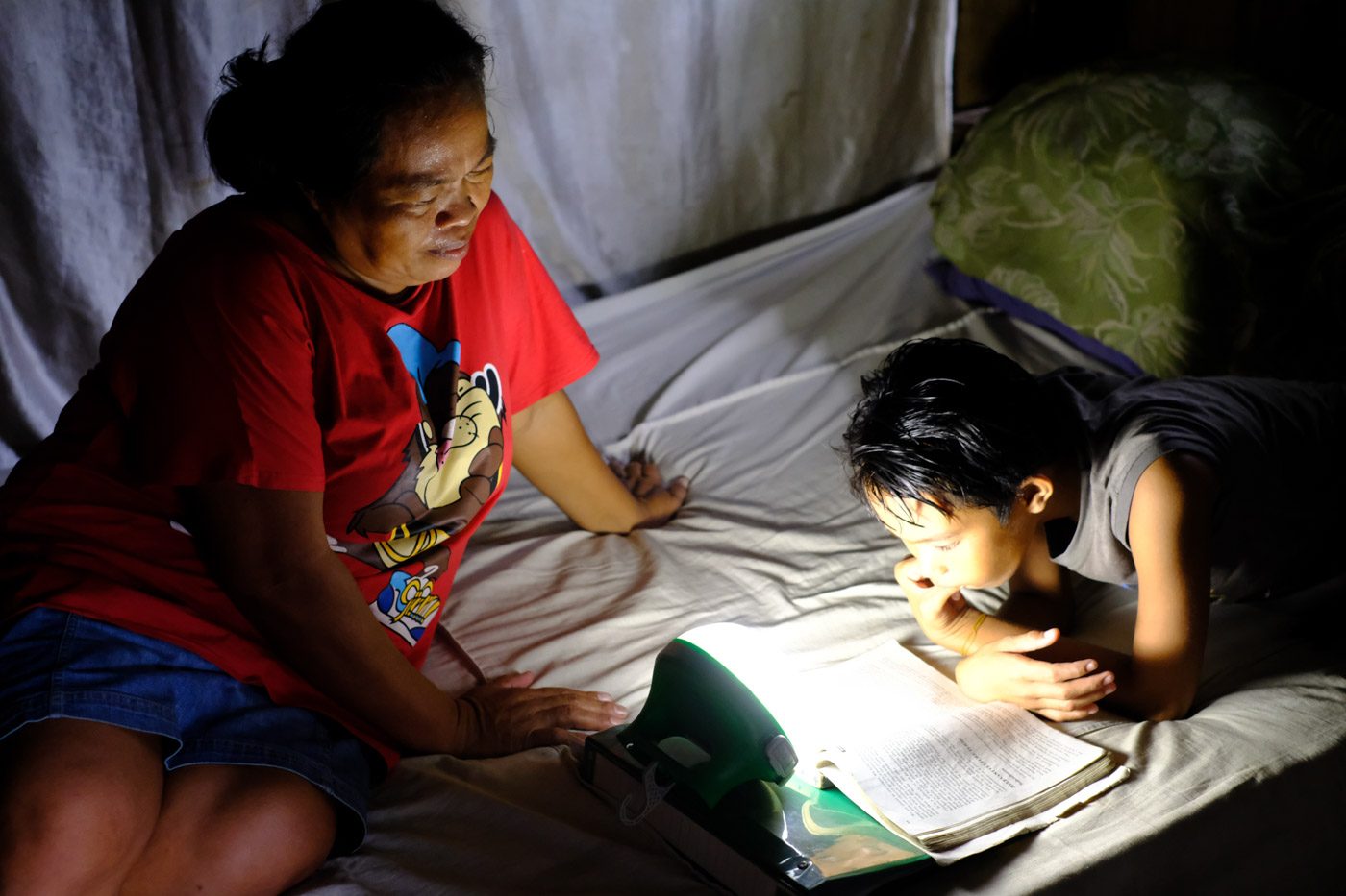 How solar-powered lamps empower women in Camarines Sur community