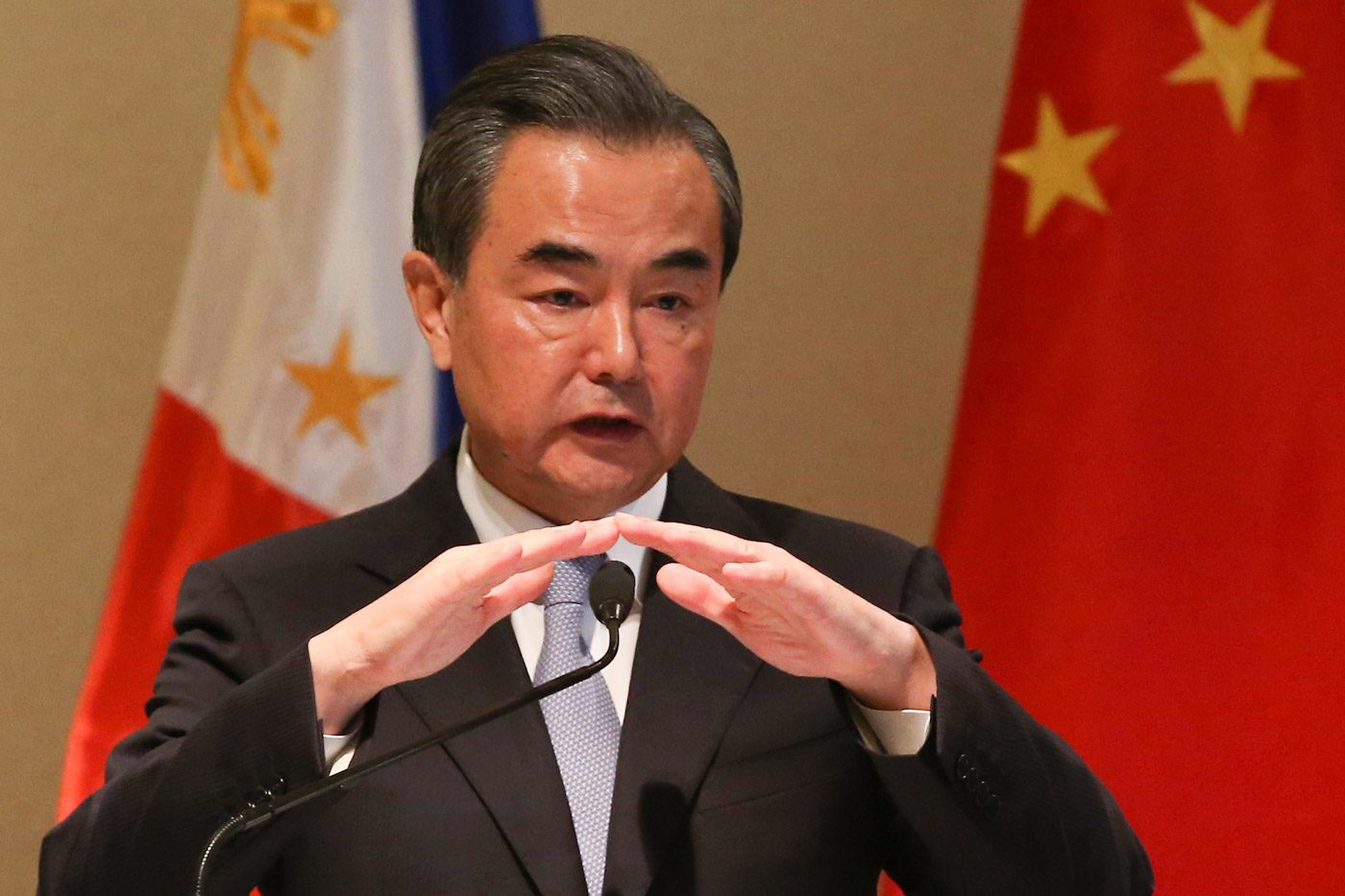 China’s top diplomat visits PH, urges joint development