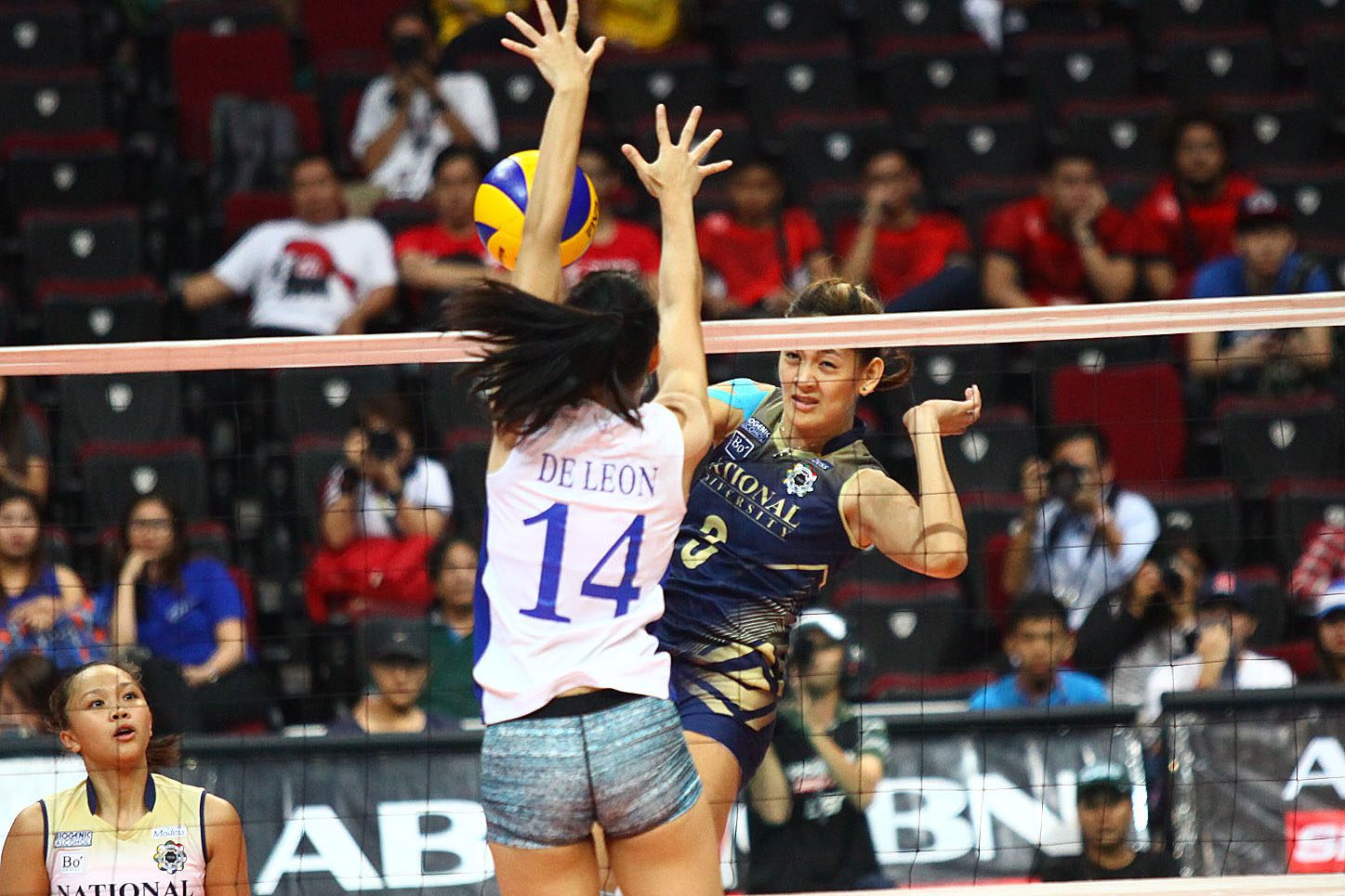 NU completes sweep of Ateneo to win V-League title