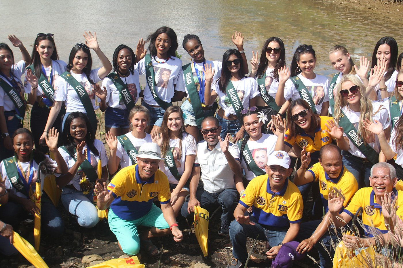 LOOK: Miss Earth candidates plant mangroves in Legazpi City
