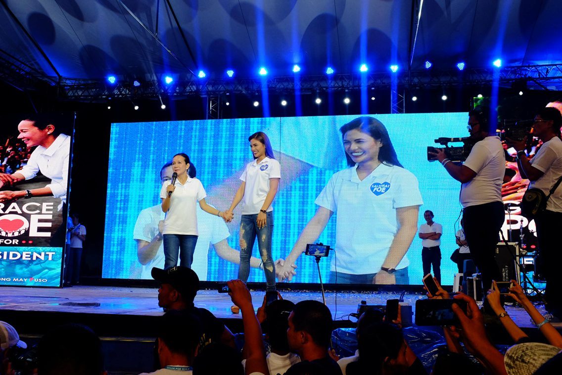 LOOK: Lovi Poe campaigns for sister Grace in Cagayan de Oro