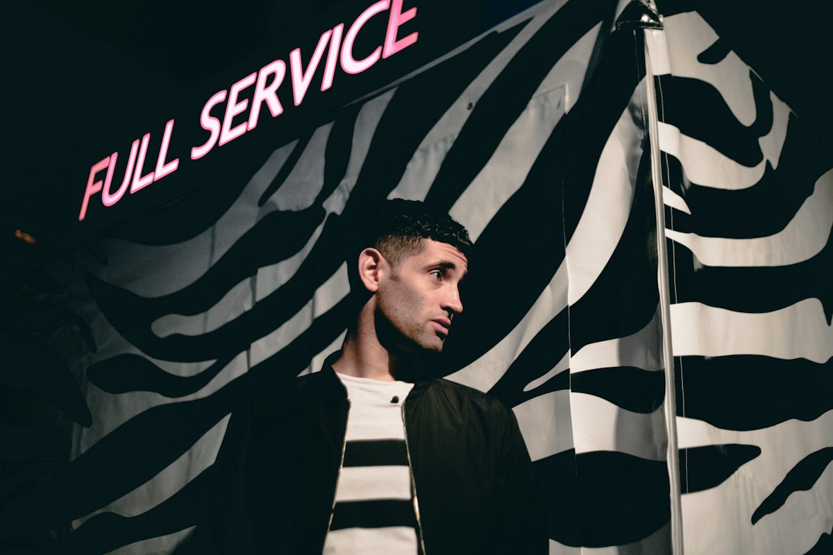 You get what you pay for: Daniel Hellmann’s ‘Full Service’