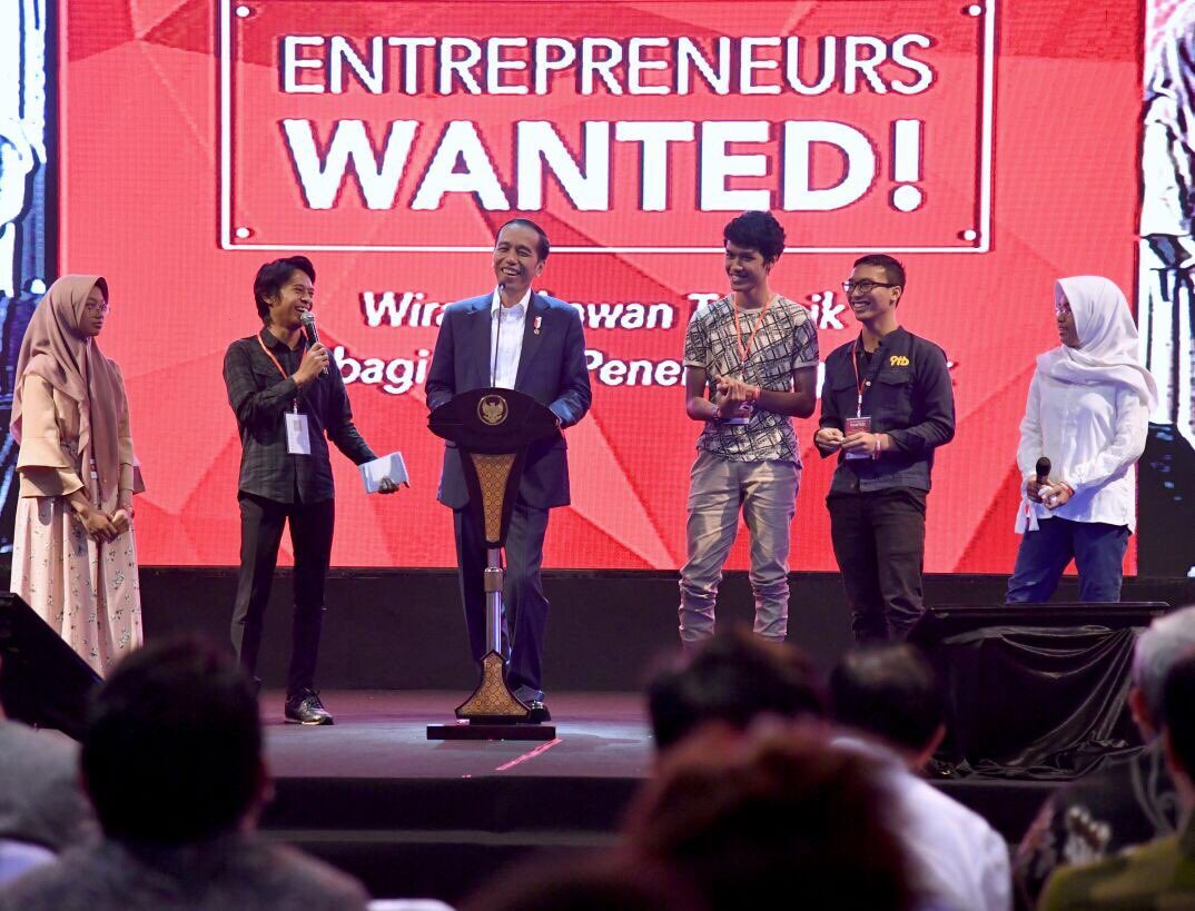 Saat Jokowi didekati pengusaha muda Bandung untuk meng-endorse produknya