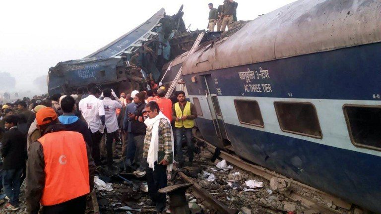 At least 120 killed as Indian train derails